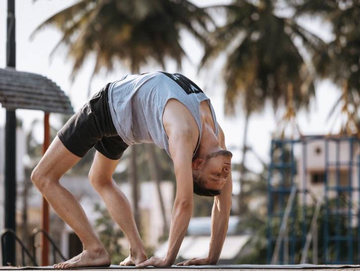 Prowadzący: Piotr Kurpiasz